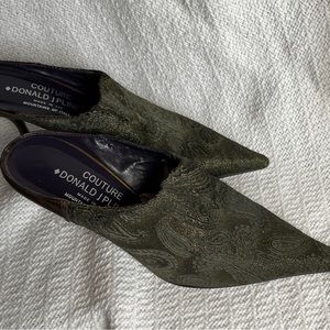 Couture Donald J Pliner Made in Mountains of Italy Mule Pointed toe heels green